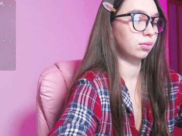 ArianaHotAriana