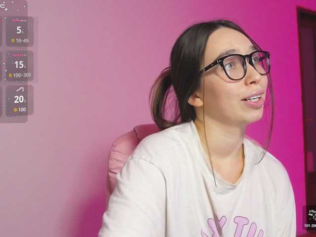 ArianaHotAriana