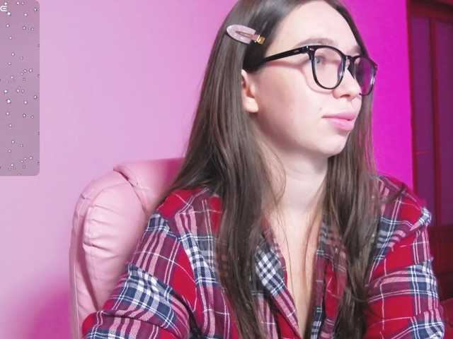 ArianaHotAriana live cam on BongaCams