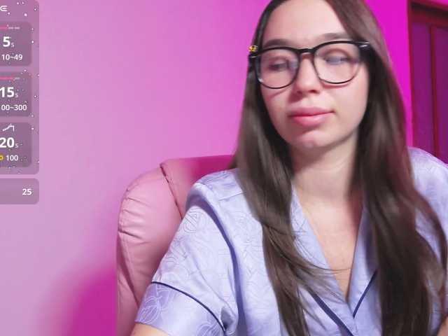 ArianaHotAriana live cam on BongaCams