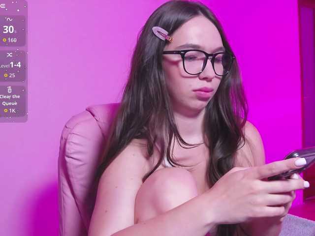 ArianaHotAriana