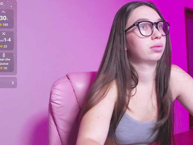 ArianaHotAriana