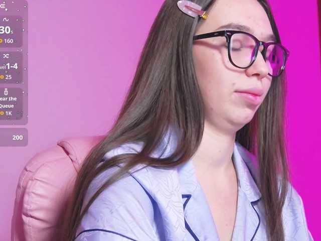 ArianaHotAriana live cam on BongaCams