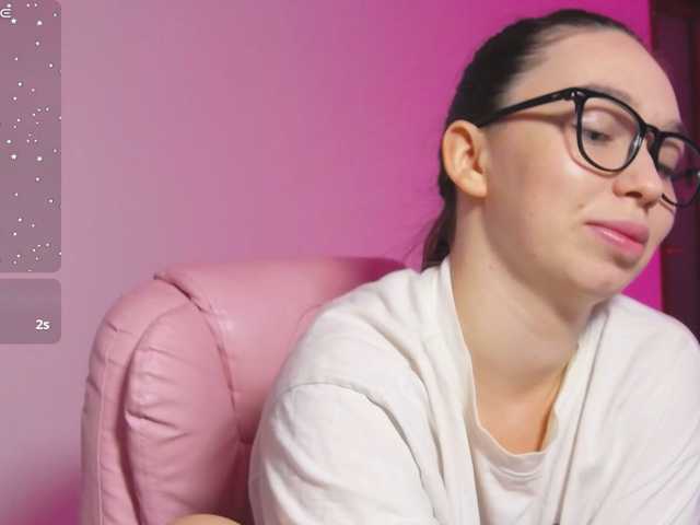 ArianaHotAriana