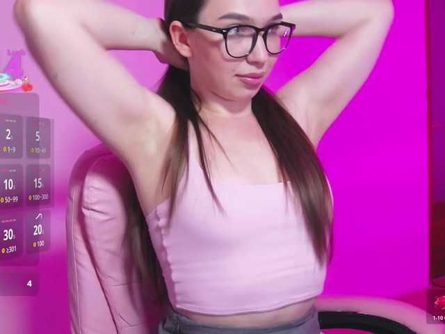 ArianaHotAriana live cam on BongaCams