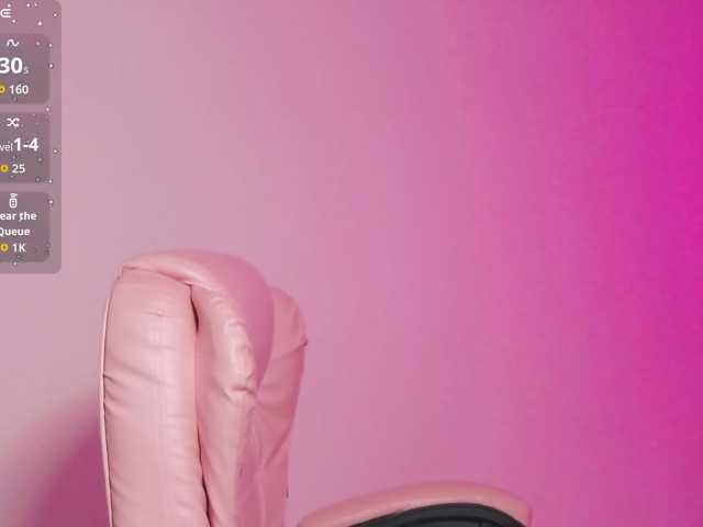 ArianaHotAriana