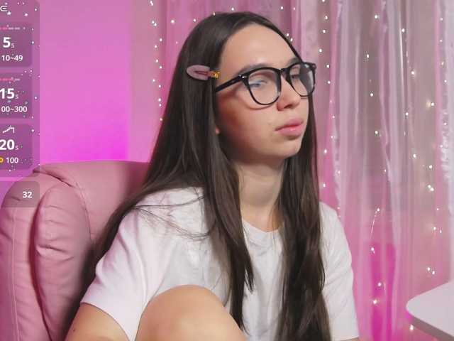 ArianaHotAriana