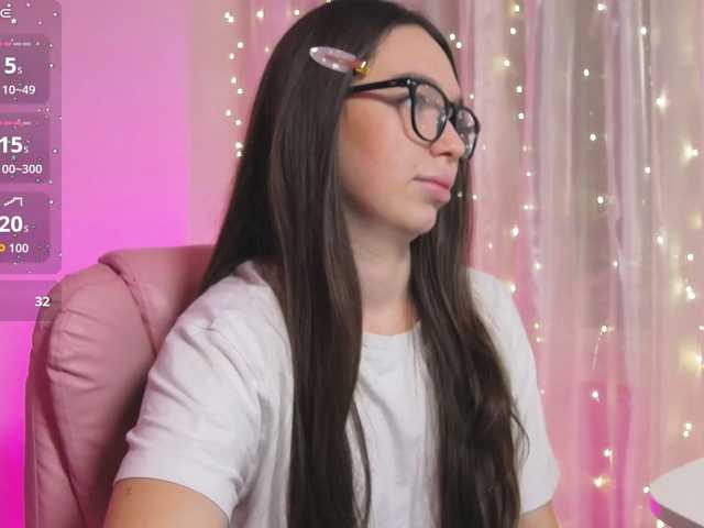 ArianaHotAriana live cam on BongaCams