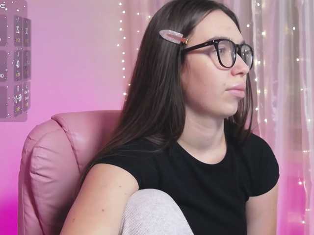 ArianaHotAriana