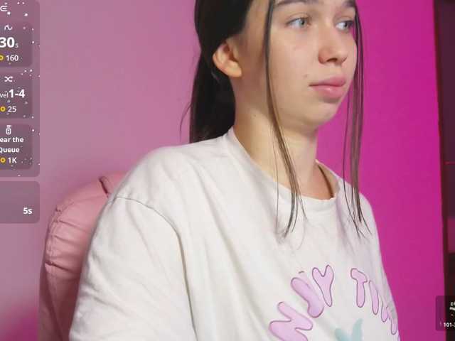 ArianaHotAriana
