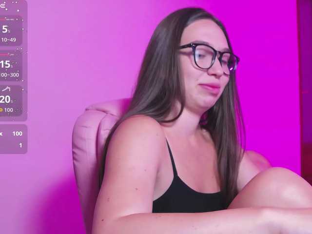 ArianaHotAriana live cam on BongaCams