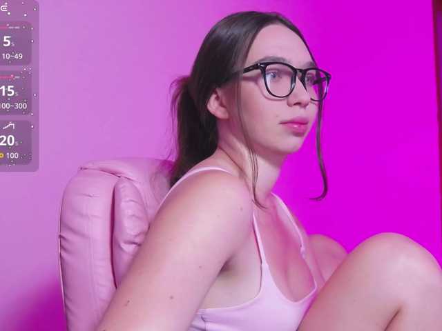 ArianaHotAriana live cam on BongaCams