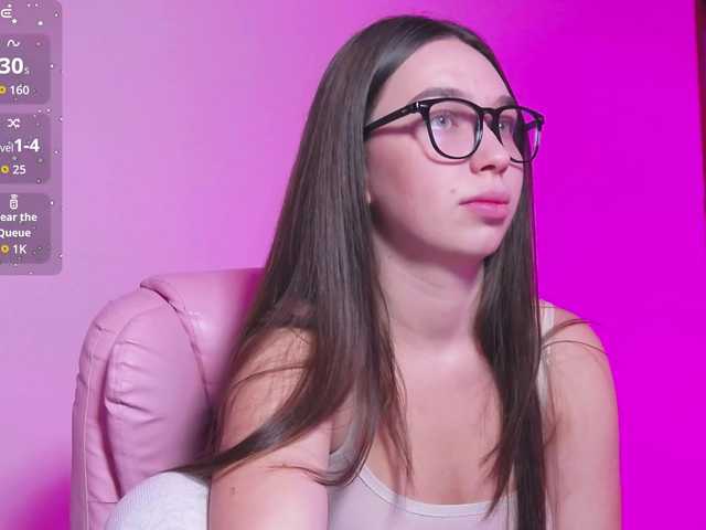 ArianaHotAriana live cam on BongaCams