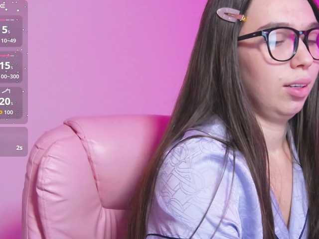 ArianaHotAriana