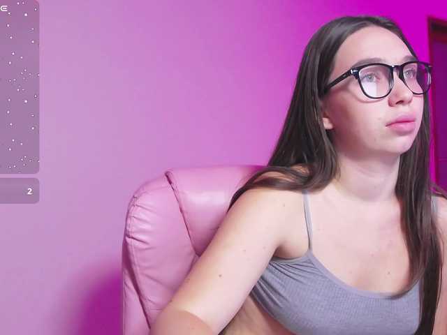 ArianaHotAriana live cam on BongaCams