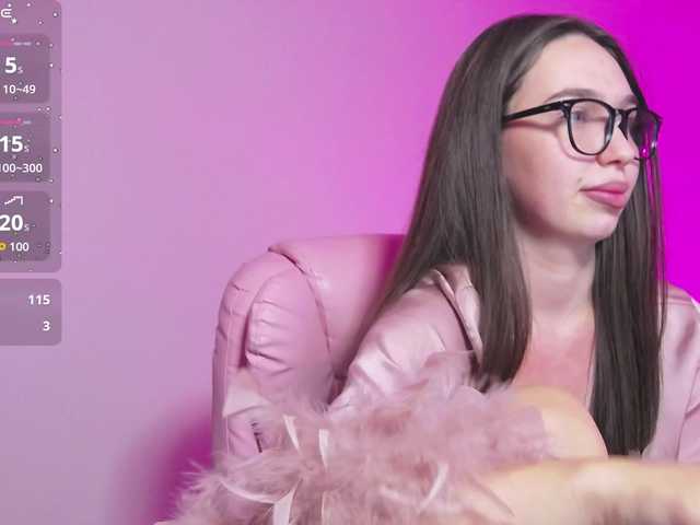 ArianaHotAriana live cam on BongaCams