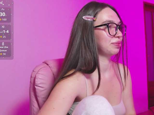 ArianaHotAriana live cam on BongaCams