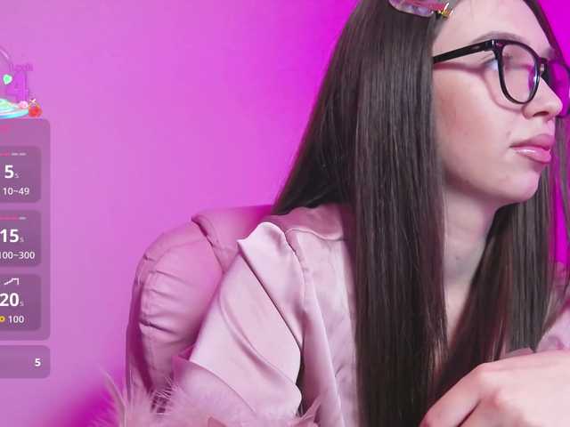 ArianaHotAriana
