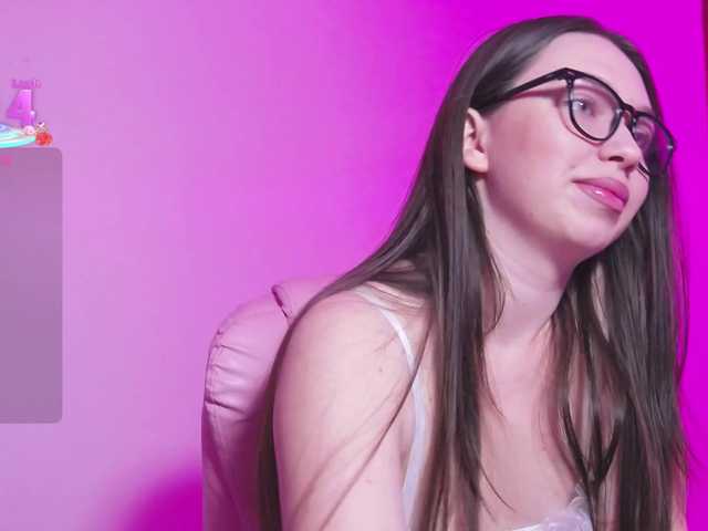 ArianaHotAriana live cam on BongaCams