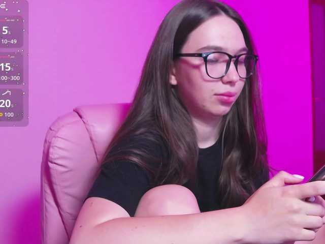ArianaHotAriana