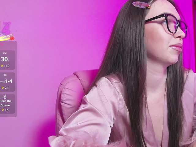 ArianaHotAriana live cam on BongaCams