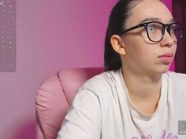ArianaHotAriana live cam on BongaCams