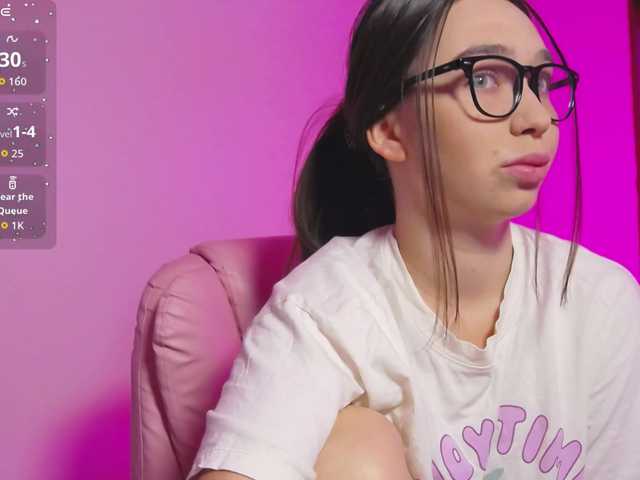 ArianaHotAriana live cam on BongaCams