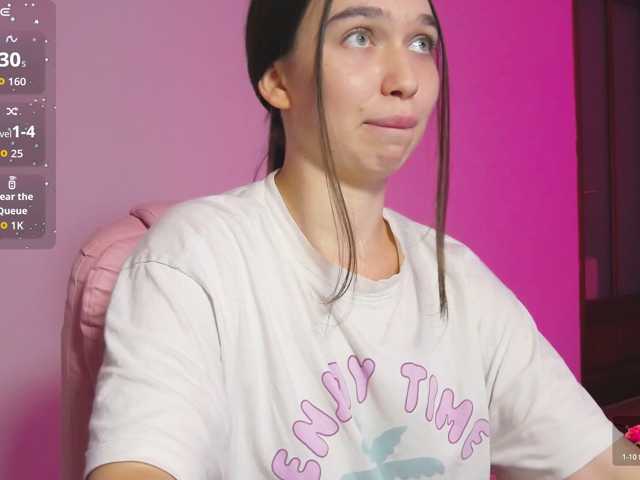 ArianaHotAriana live cam on BongaCams