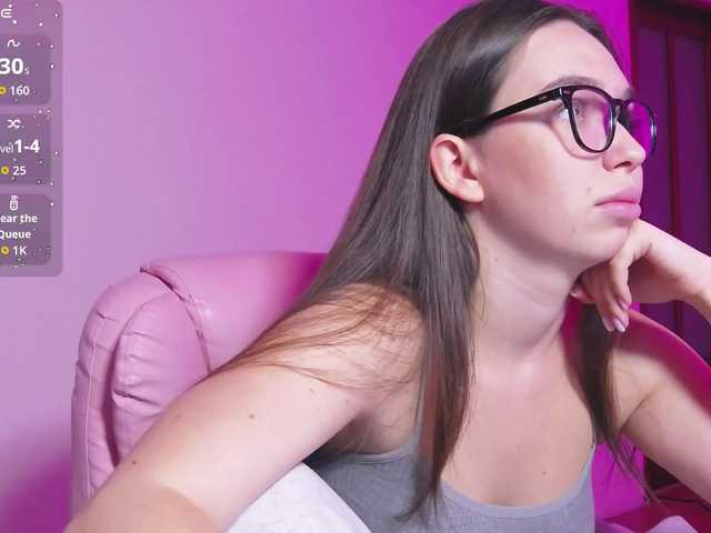 ArianaHotAriana