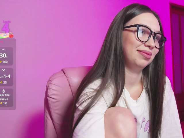 ArianaHotAriana