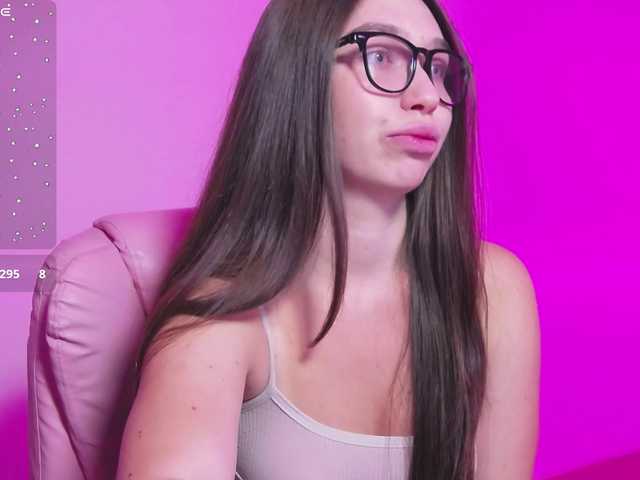 ArianaHotAriana