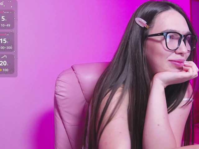 ArianaHotAriana live cam on BongaCams