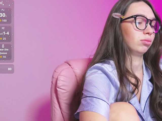 ArianaHotAriana