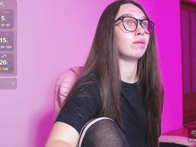 ArianaHotAriana