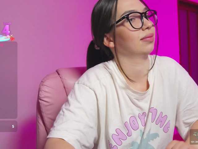 ArianaHotAriana live cam on BongaCams