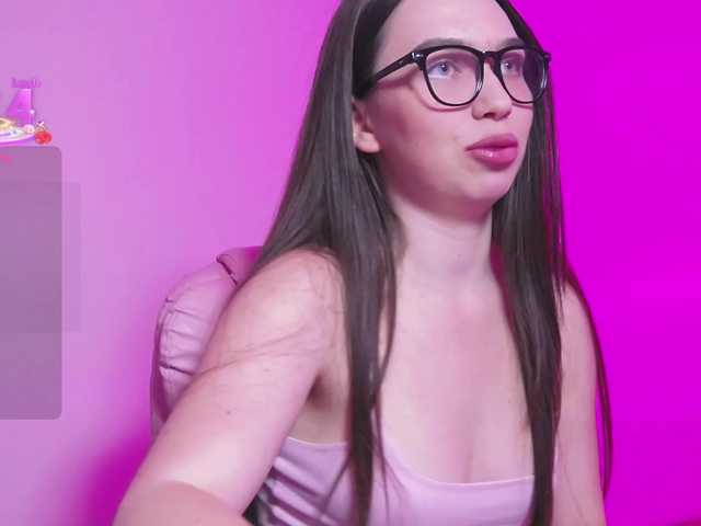 ArianaHotAriana