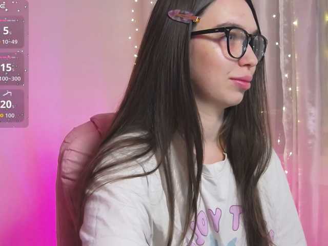 ArianaHotAriana live cam on BongaCams