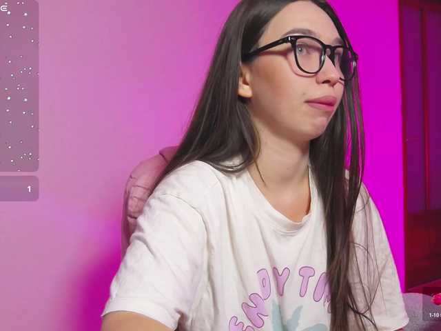 ArianaHotAriana