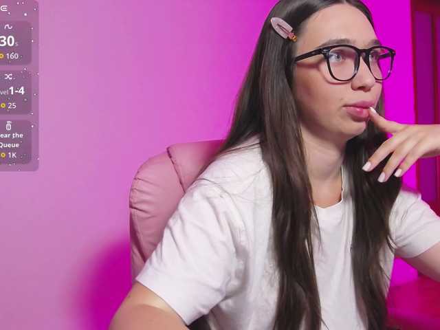 ArianaHotAriana live cam on BongaCams