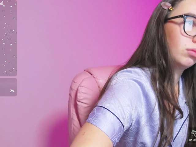 ArianaHotAriana