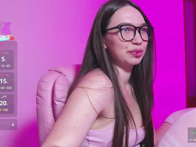 ArianaHotAriana