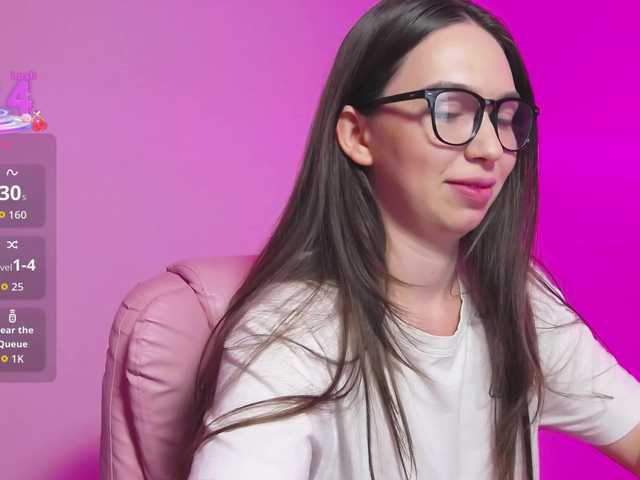 ArianaHotAriana