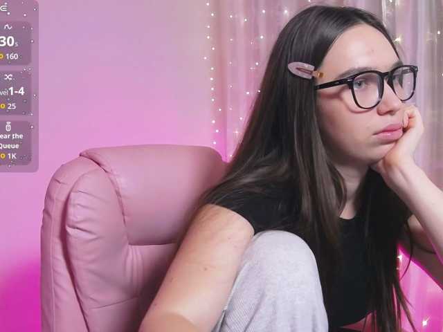 ArianaHotAriana