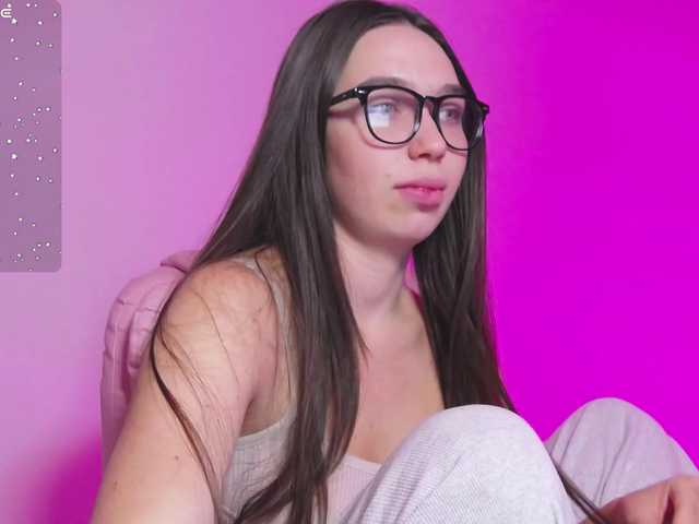 ArianaHotAriana live cam on BongaCams