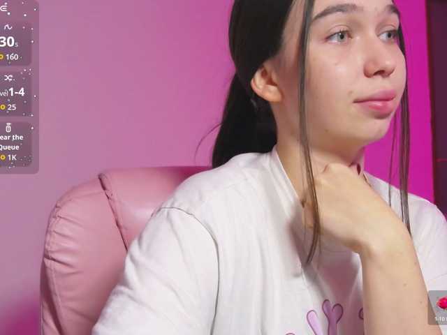 ArianaHotAriana