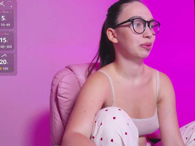 ArianaHotAriana live cam on BongaCams