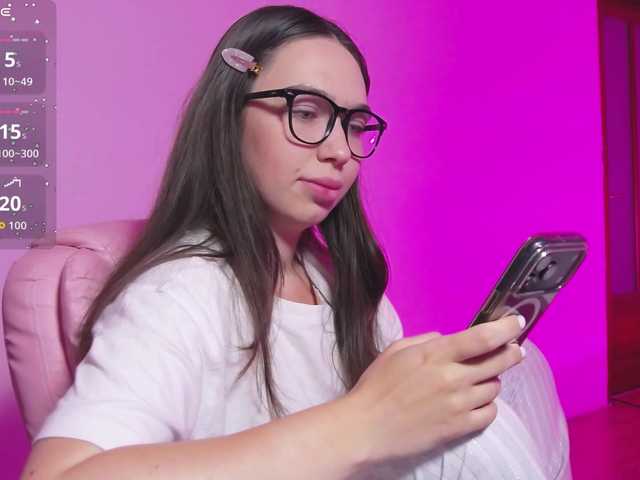 ArianaHotAriana live cam on BongaCams