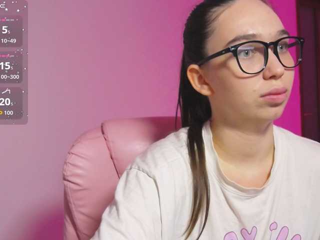 ArianaHotAriana