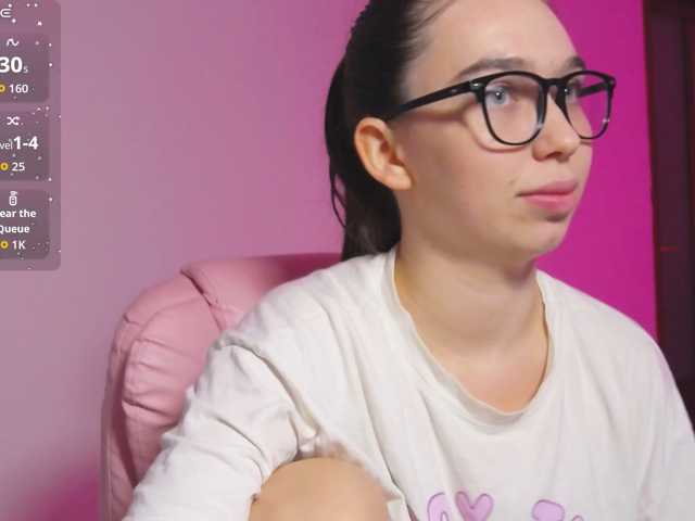 ArianaHotAriana live cam on BongaCams