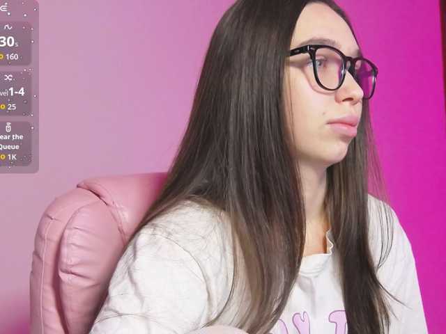 ArianaHotAriana